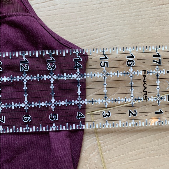 Active wear tank top - Picture 6 of 10